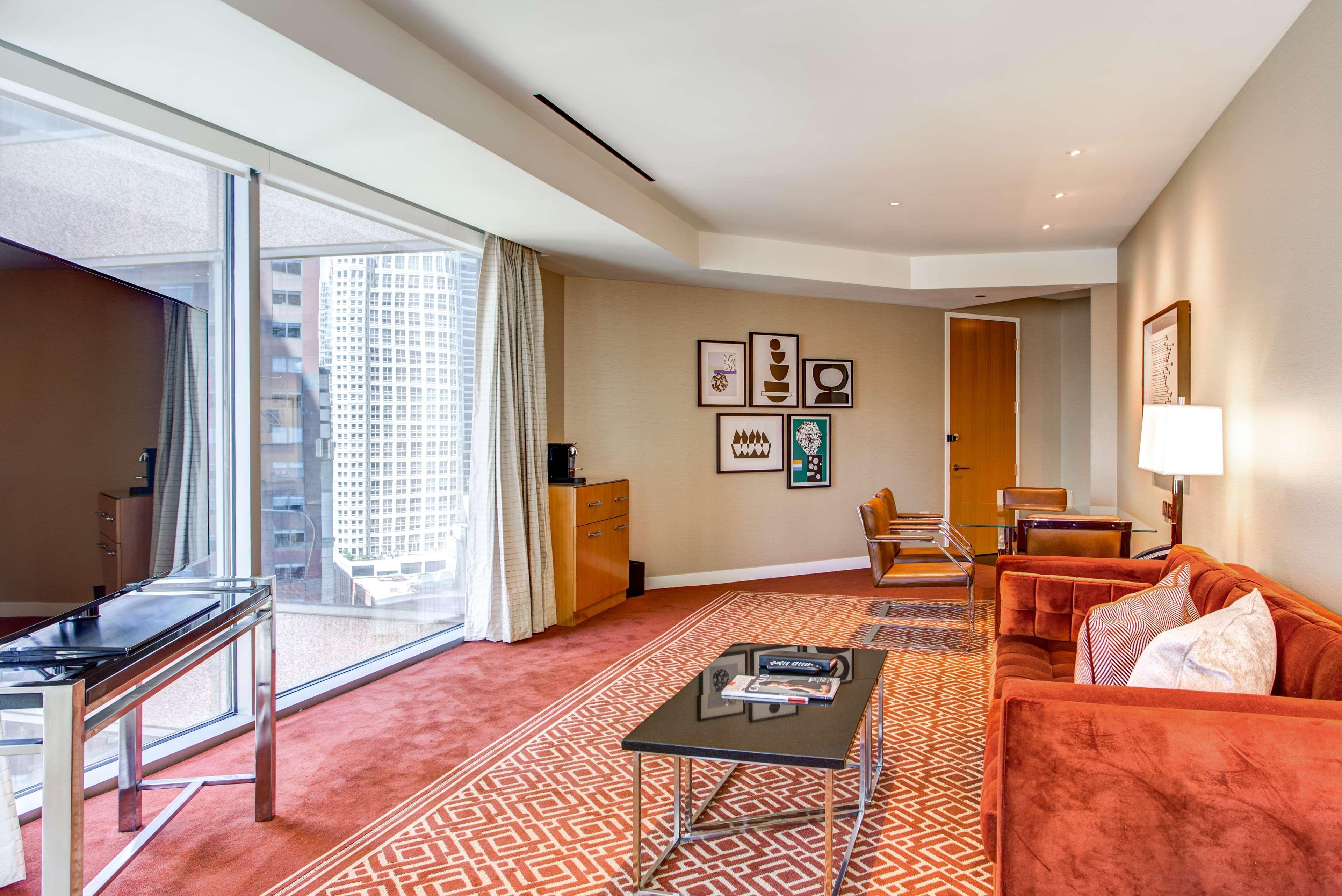 Residence Inn By Marriott Chicago Downtown Magnificent Mile Ngoại thất bức ảnh