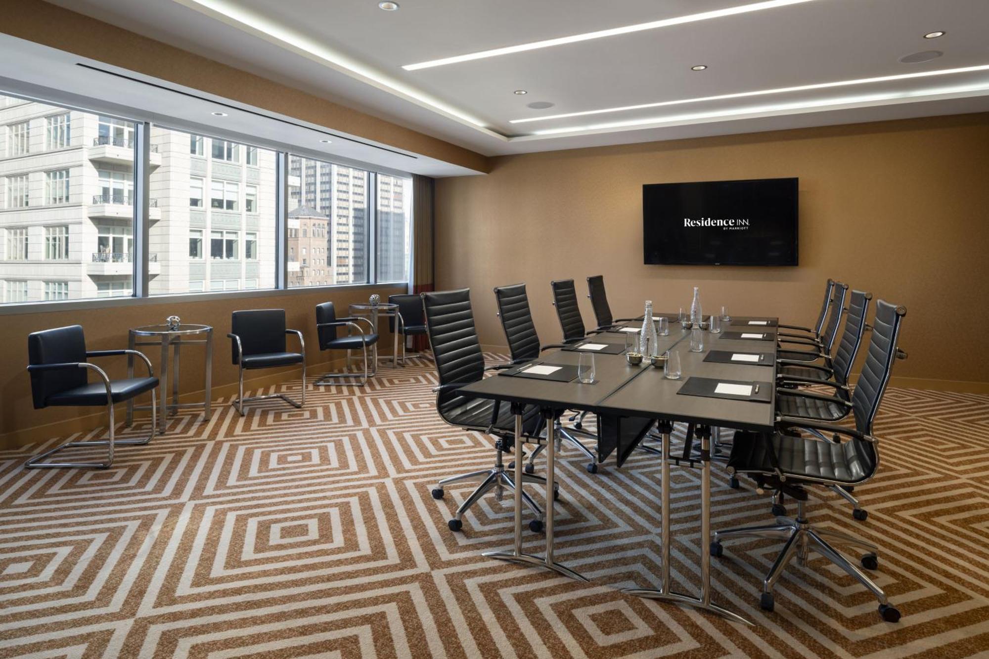 Residence Inn By Marriott Chicago Downtown Magnificent Mile Ngoại thất bức ảnh
